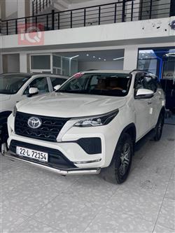 تۆیۆتا فۆرچێنەر